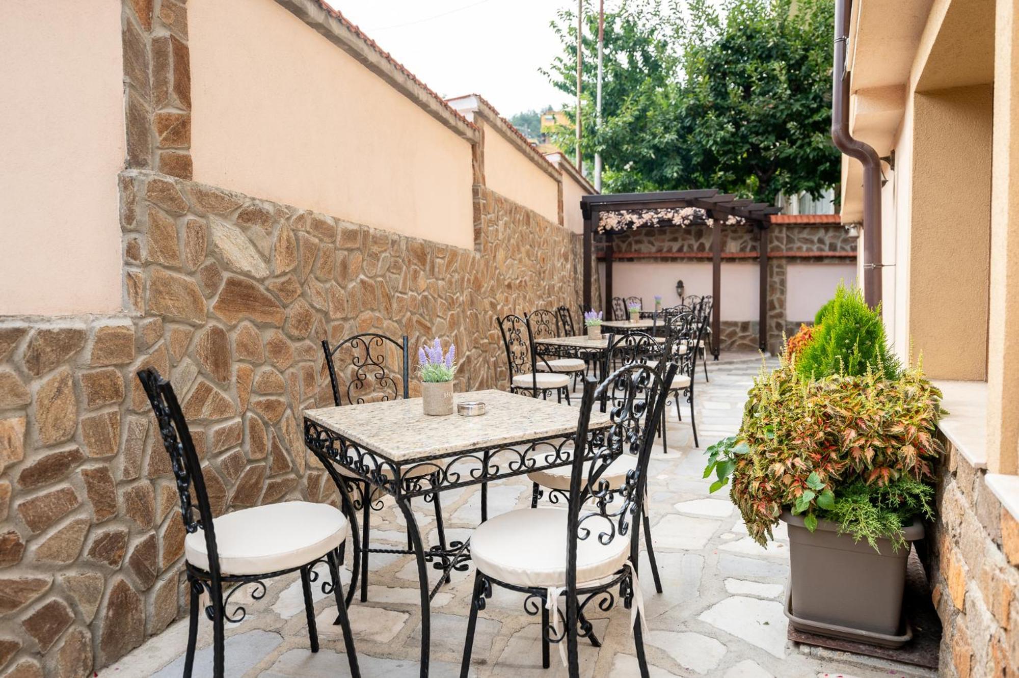 Beluga Guest House Velingrad Exterior photo