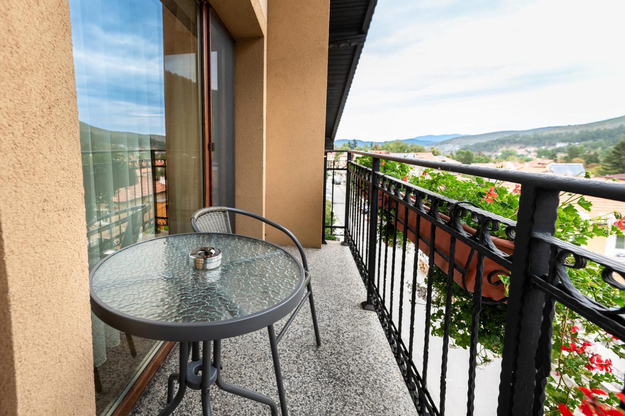 Beluga Guest House Velingrad Exterior photo